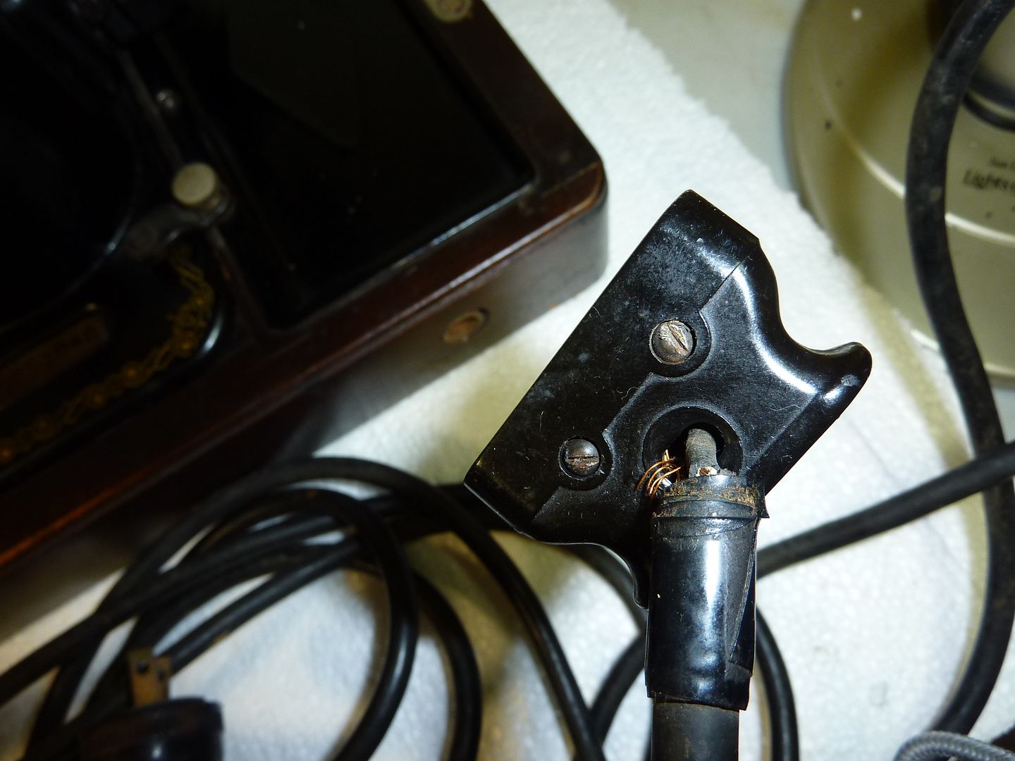 Vintage Sewing Machine Knee Control at Anne Barnes blog